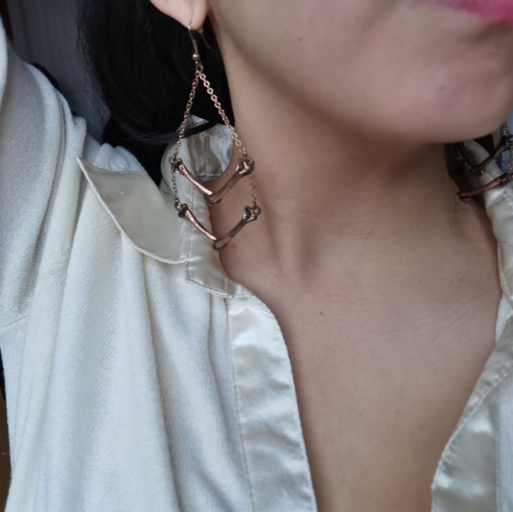 Unique copper bone earrings - Picture 2 of 4